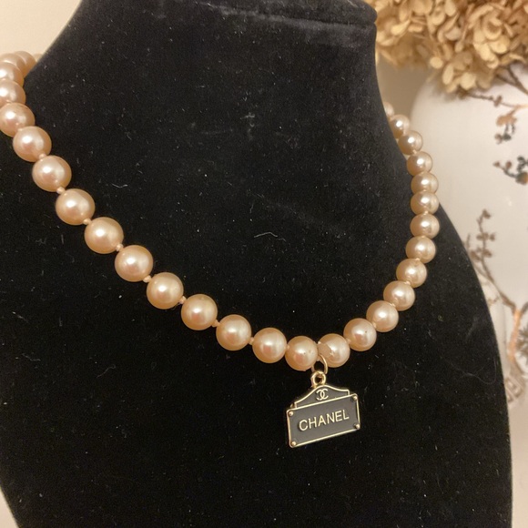 #19 Pearl Upcycled Charm Necklace - Picture 2 of 3